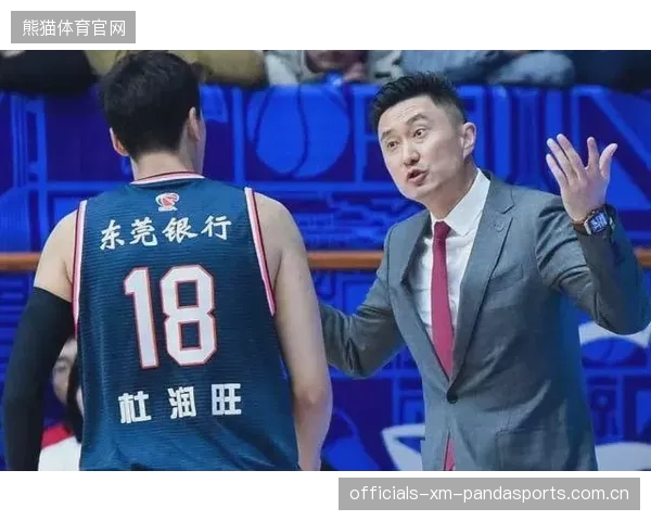 伊藤润一射箭决赛中稳稳命中10环，勇夺冠军